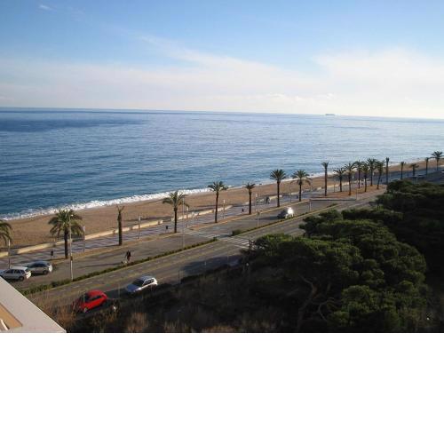 BRAVAHOLIDAYS-230-St Jordi