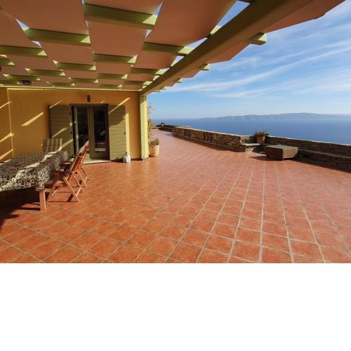 Breathtaking seaview villa in a serene scenery