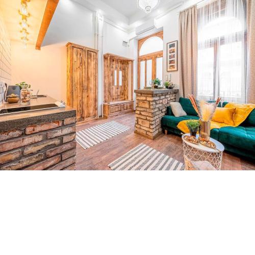 Brenda Design Home Budapest