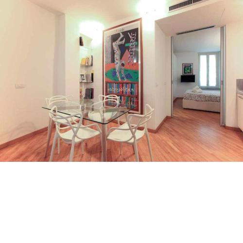 Brera area Lovely Apt close to Piazza Duomo