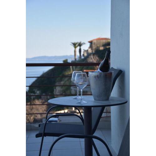 Brezza Marina House