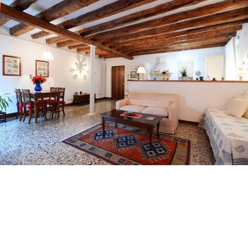Briati apartment