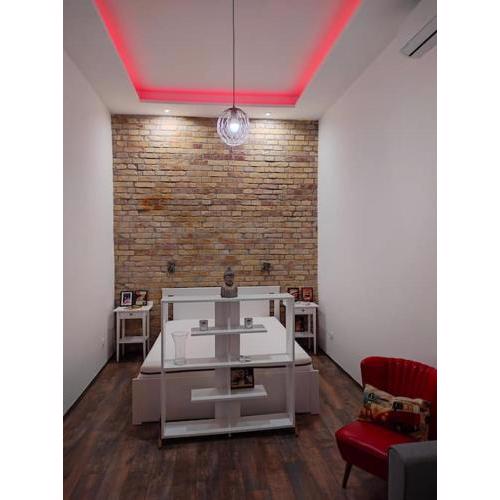 Brick House - Stylish studio in central Budapest