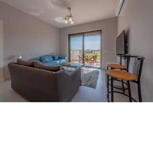 Bright 2BR with Private Rooftop terrace. Cyan, El Gouna