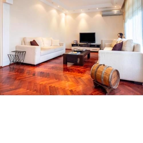 Bright and Central Flat in Kadikoy with Balcony