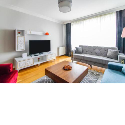 Bright and Centrally Located Flat in Sisli
