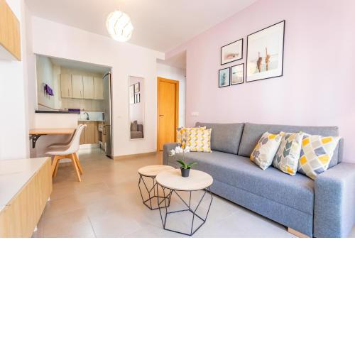 Bright apartment near the historic center