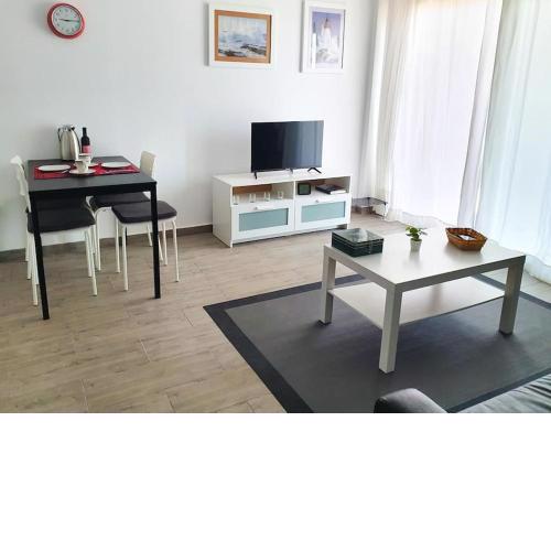 Bright appartement, renovated, WI- FI & Parking