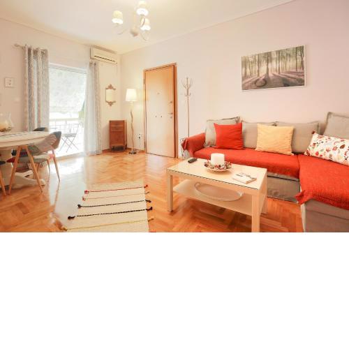 Bright & Cozy Flat in Central Koukaki