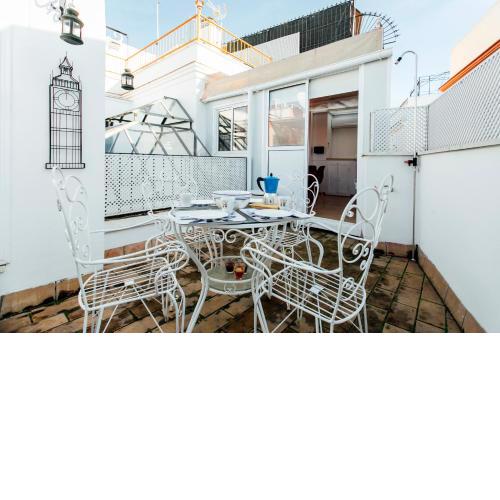 Bright Duplex W/ Terrace