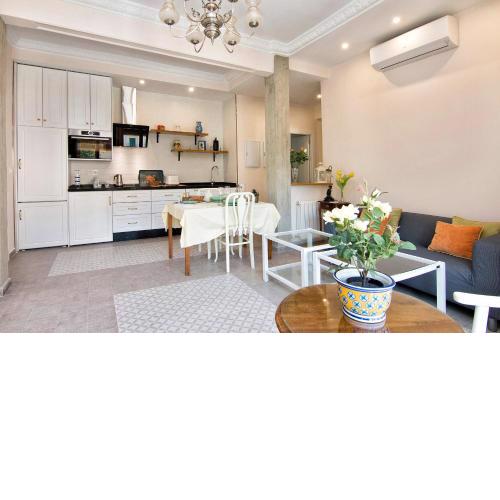 Bright & Elegant City Centre 3 bedroom Apartment