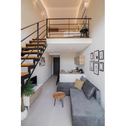 Bright & elegant loft suite in the city center