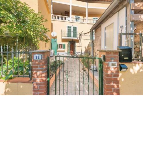 Bright Finalborgo Apartment