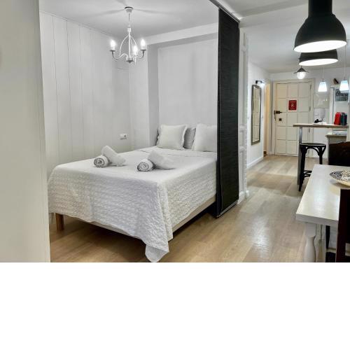 Bright loft city centre by United Renters