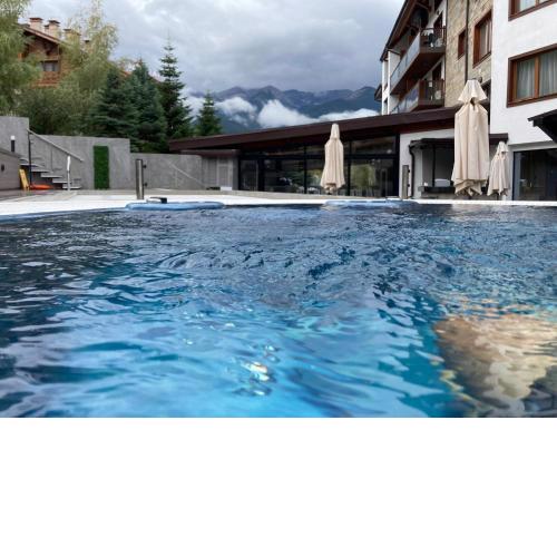 Bright & Lovely Apartment in Bansko with Free SPA and Garage