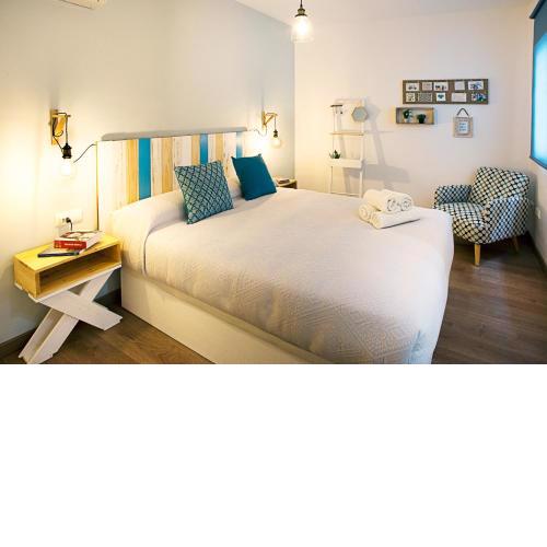 Bright & Quiet Apartment Malaga Center