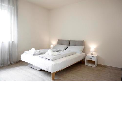 Bright studio apartment with free private parking