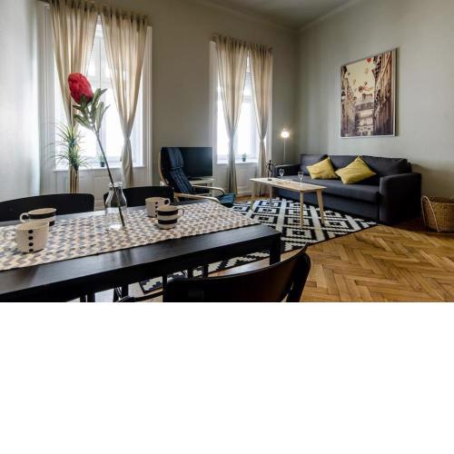 Bright Studio In Erzsebethvaros.