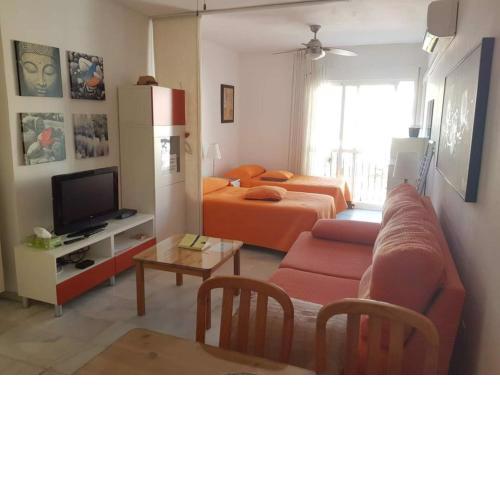 Bright studio in La Carihuela near the beach