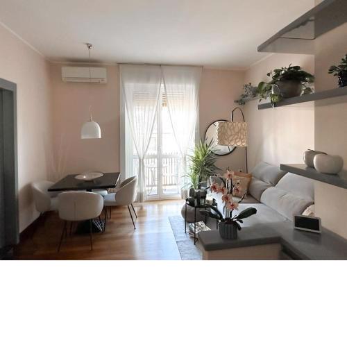 Bright Terrace-Garden Apartment