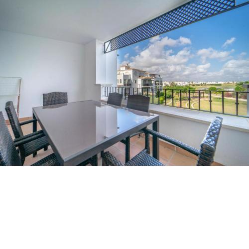 Bright Two Bedroom Apartment - RA721LT