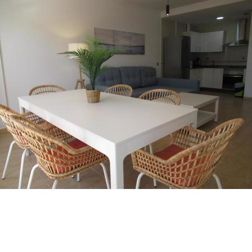 Bristol LikeHome, by Comfortable Luxury