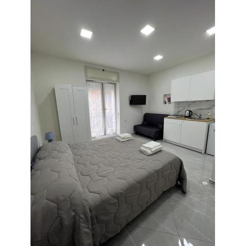 Bro and sis house