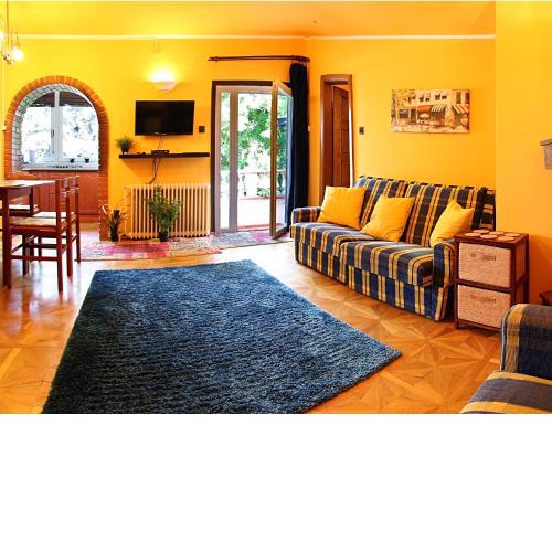BudaHome Apartments