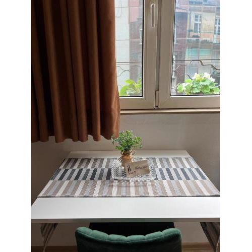 Budapest Diginal Nomad Friendly Top Centre Apt