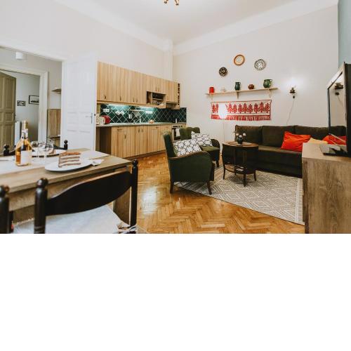 Budapest FOLK Apartment 60sm Spacious and Bright