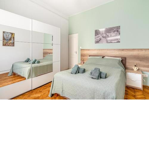 Budapest Then & Now Apartment