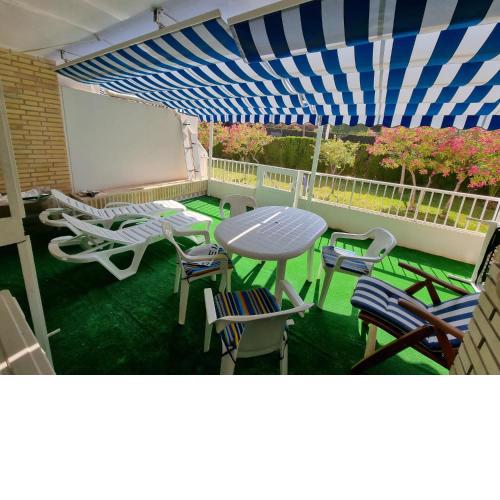 BUNGALOW Club del Mar con PISCINA
