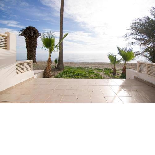 Bungalow de Lujo a pie de playa en Aguadulce