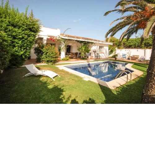 Bungalow directly at the beach