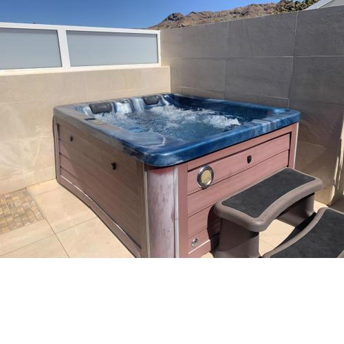 Bungalow el Valle in Puerto Rico with Jacuzzi