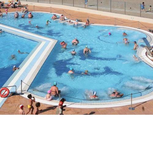 Bungalow in Rosolina Mare with a shared pool