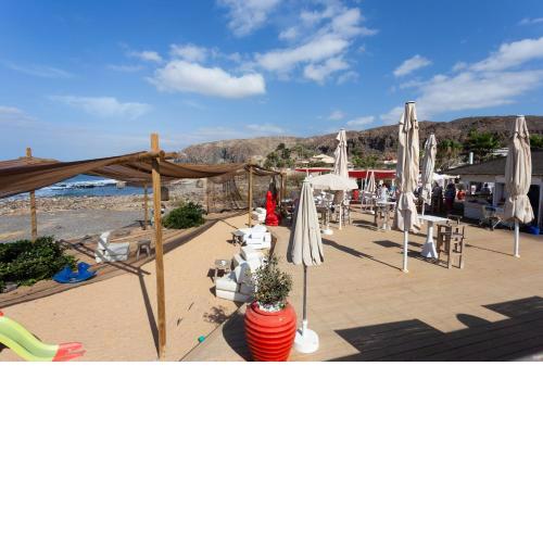 Bungalow Palm Mar with pool and garden