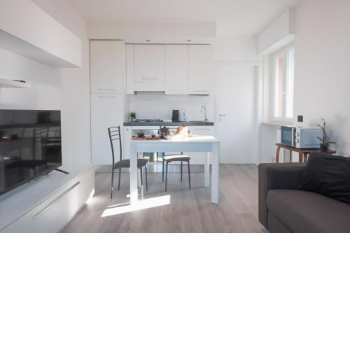 By The Lake Apartments - Smart