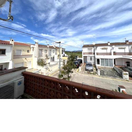 BYBLOS 69A - Casa con piscina comunitaria