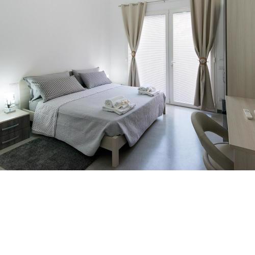 Byron Rooms