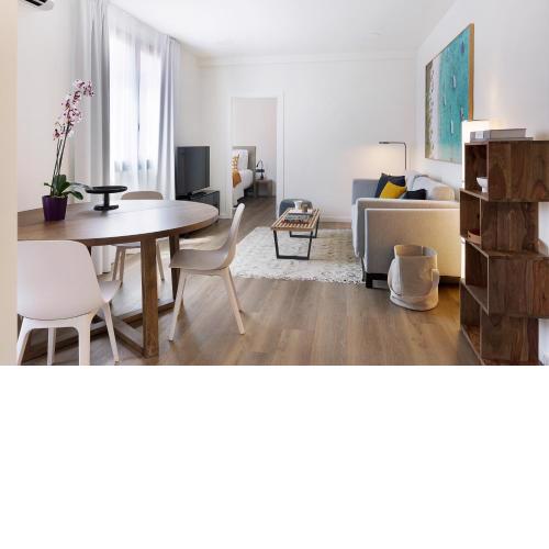 C211 Barcelona Apartments