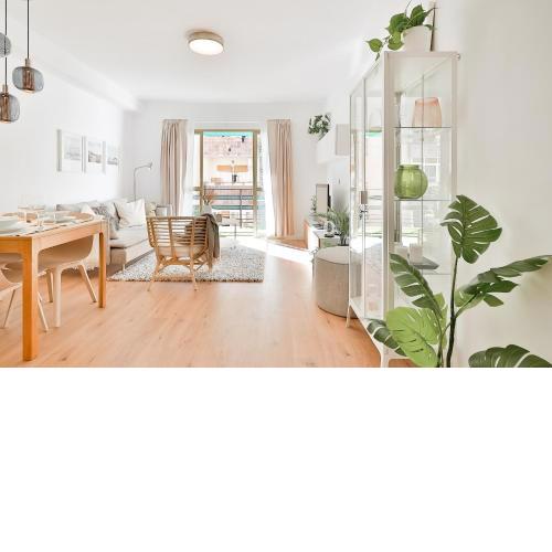 C24 Fantastic 4 Bedroom with Terrace