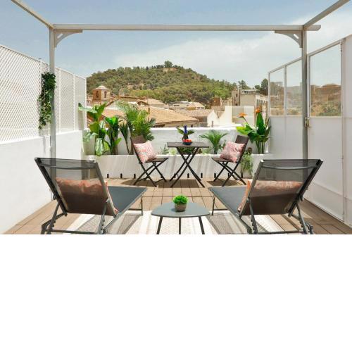 C83 Cosy Penthouse With Terrace Old Town