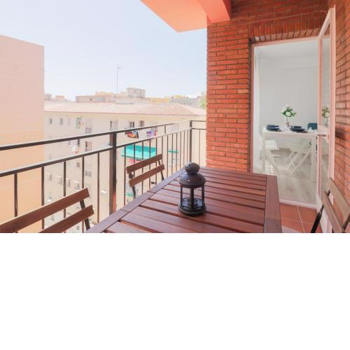 C85 - Brand New 3 Bedroom Apartment by the Center