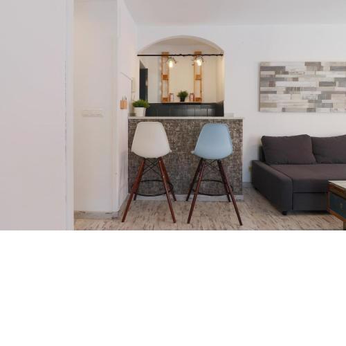 C91 - Two Bedroom apartment next to Alcazaba