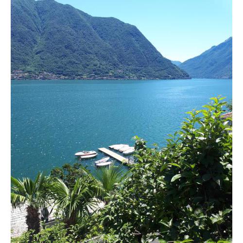 Ca' Bianca Como lake house
