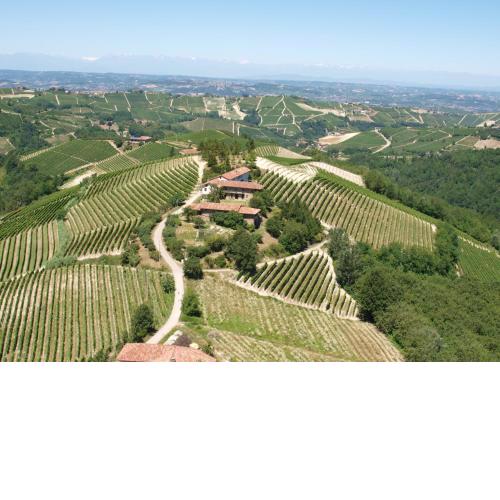 Ca der Forn the Bread Oven House in Cascina Bricchetto Langhe - Italy