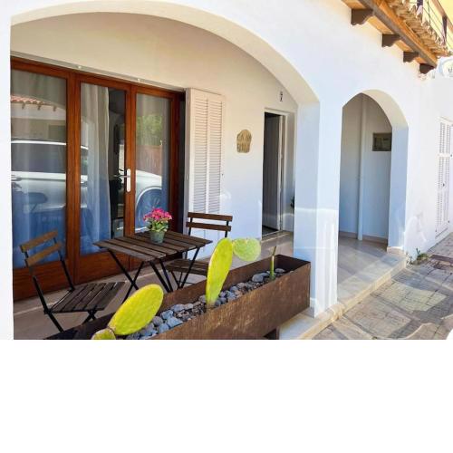 Ca Na Fulla. Agradable casa con jardín y piscina.