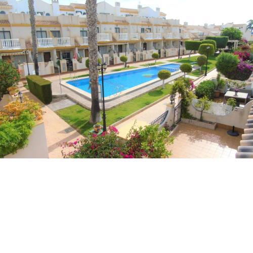 Cabo Roig ✓3 BDR sleeps 5✓Pool View✓Family Friendly ✓Walking Distance to Amenities & Beach