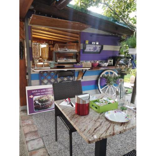 Caicai Bed And Breakfast